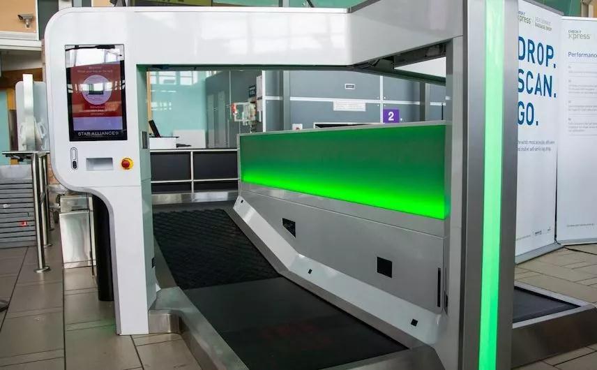 温哥华国际机场自助行李托运http://www.yienvisa.com/ 